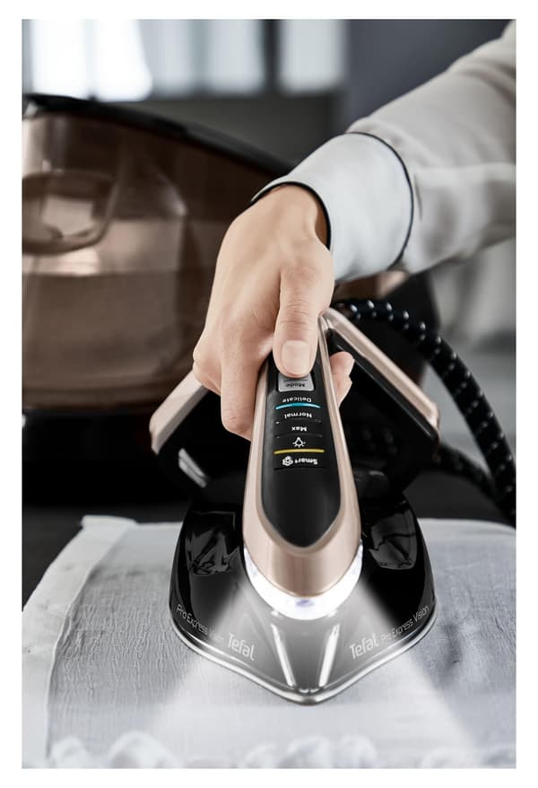 Tefal Pro Express Vision GV9820 -höyrygeneraattori