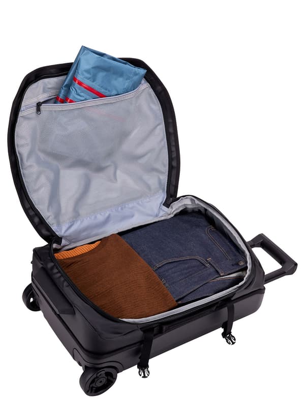Thule Chasm Carry-On Duffel -laukku - musta