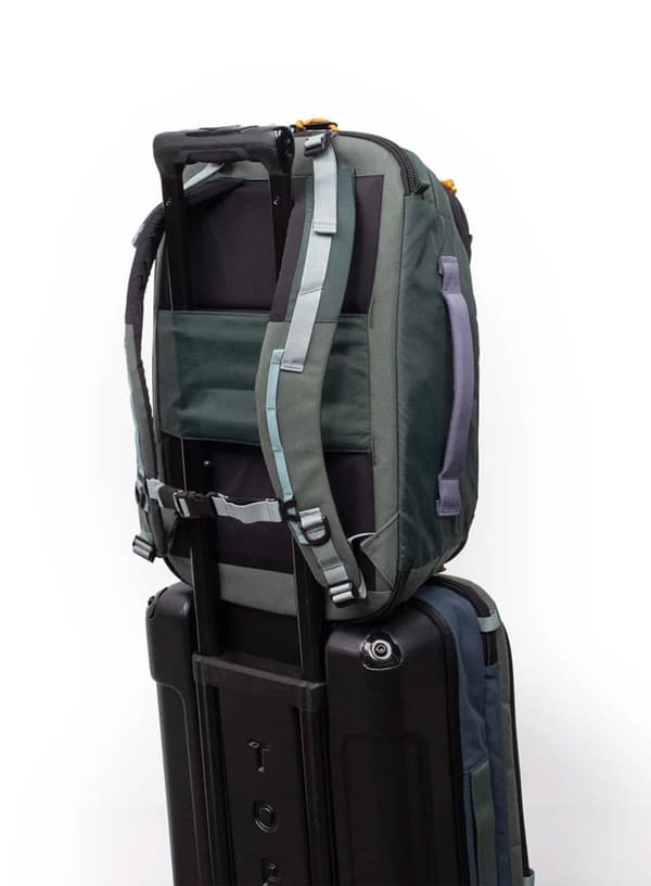 Topo Designs Global Travel Backpack - stone blue / forest