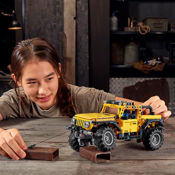LEGO Technic Jeep Wrangler (42122)
