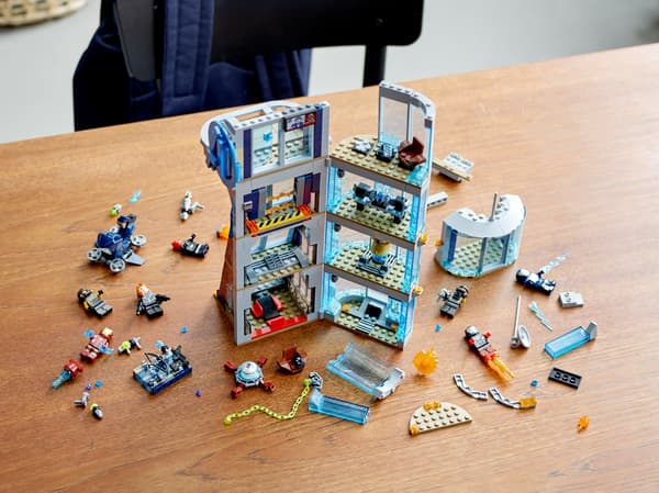 LEGO Marvel Kampen om Avengers Tower 76166