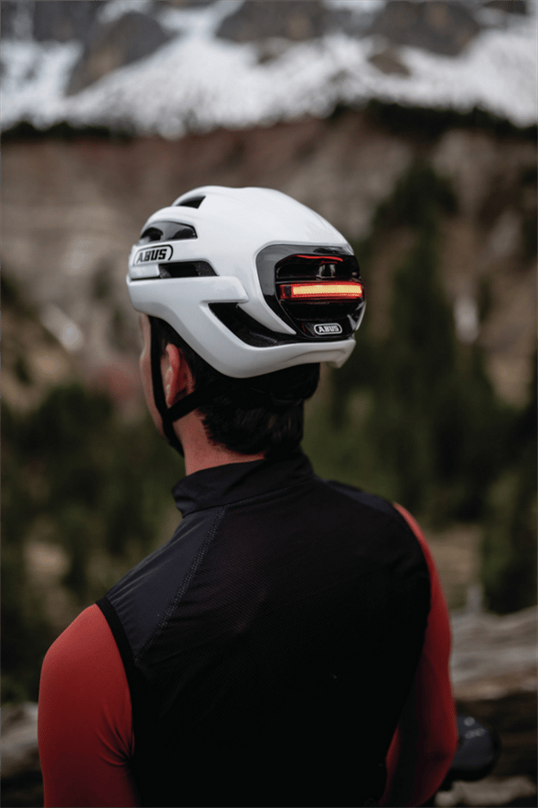 ABUS Taipan LED cykelhjelm