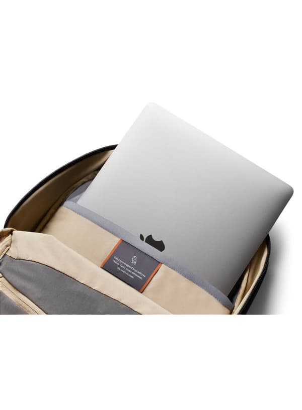 Bellroy Via Backpack - sort