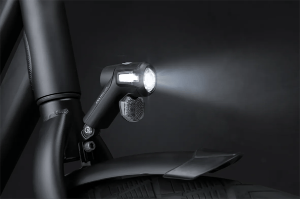 AXA Nox Sport Auto Off Forlygte
