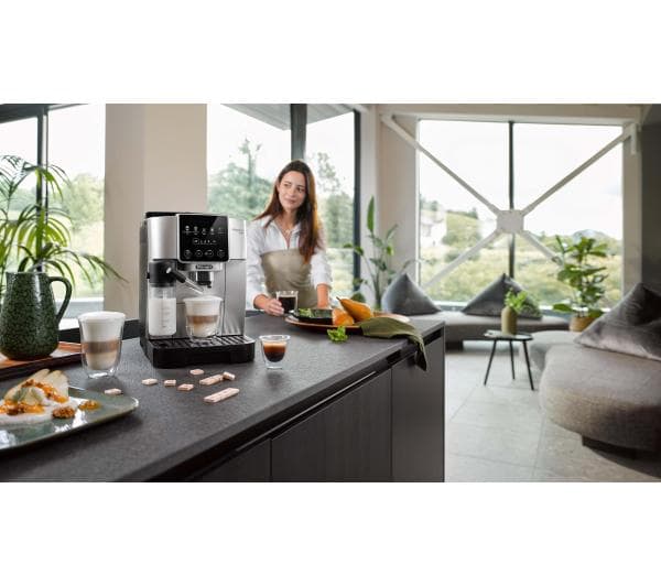 DeLonghi Magnifica Start ECAM220.80.SB -espressokeitin