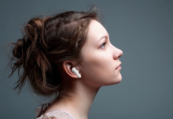 CELLULARLINE Pure In-ear hörlurar Guld
