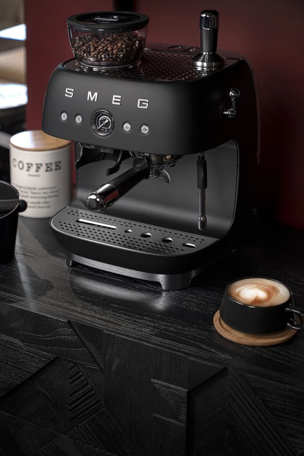 Espressomaskin Smeg EGF03BLMEU