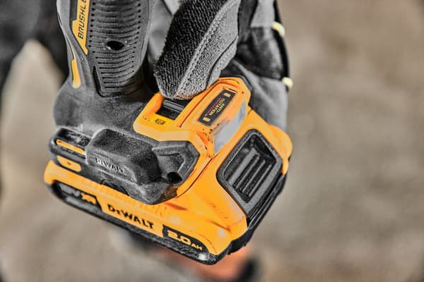 DeWalt DCD805NT slagborrmaskin
