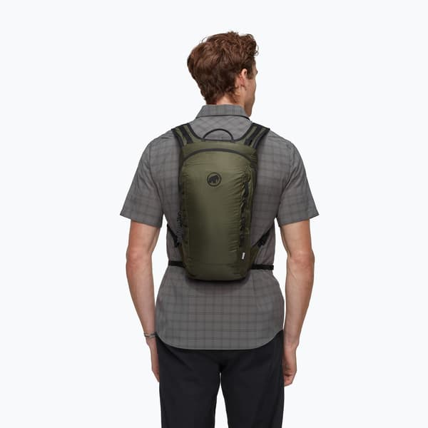 Mammut Neon Light 12 l dark marsh -kiipeilyreppu