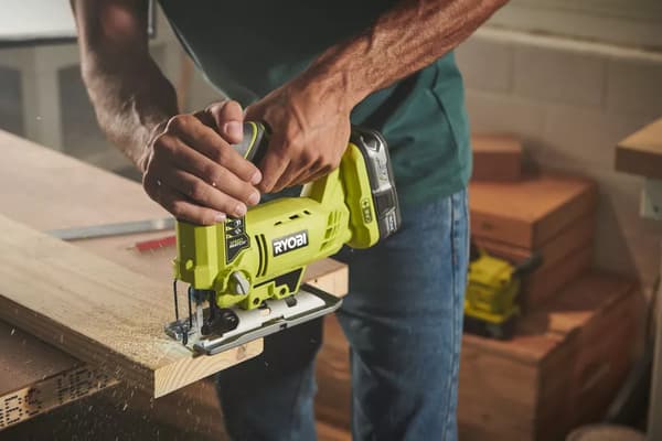 Ryobi R18JS-0 18 V sticksåg