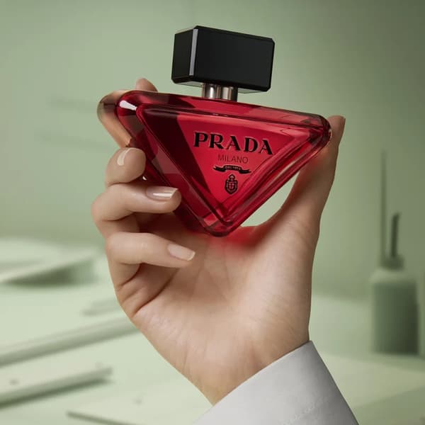 Parfym för kvinnor Prada Paradoxe Radical Essence