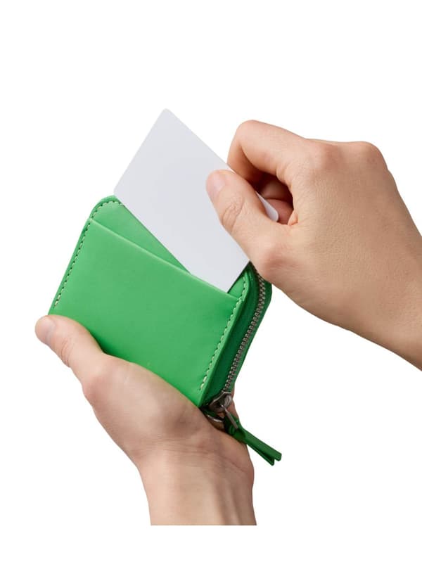 Bellroy Folio Piccolo nahkainen taskulompakko - neonvihreä