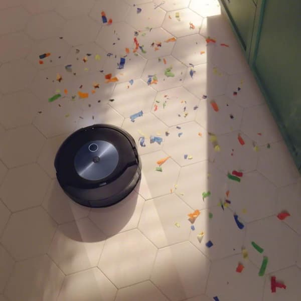 iRobot Roomba Combo j7156 Robotstøvsuger Moppefunktion Rumkortlægning 68dB