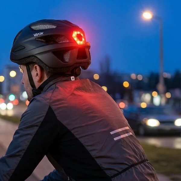 VAYOX Active VA0424BMM mustakypärä MTB valolla (koko M)