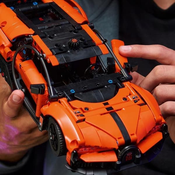 LEGO TECHNIC 42222 Bugatti Chiron Pur Sport Hyperbil, sæt +9