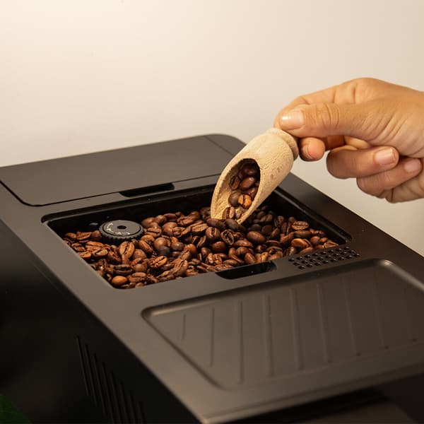 CECOTEC Cremmaet Compactccino Fuldautomatisk Kaffemaskine Sort