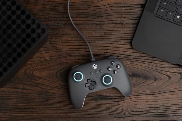 8BitDo Ultimate C Wired -ohjain PC:lle, Xboxille, langallinen, tummanharmaa