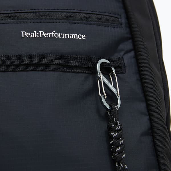 Peak Performance Outdoor Crossbody rygsæk 8,6 l sort