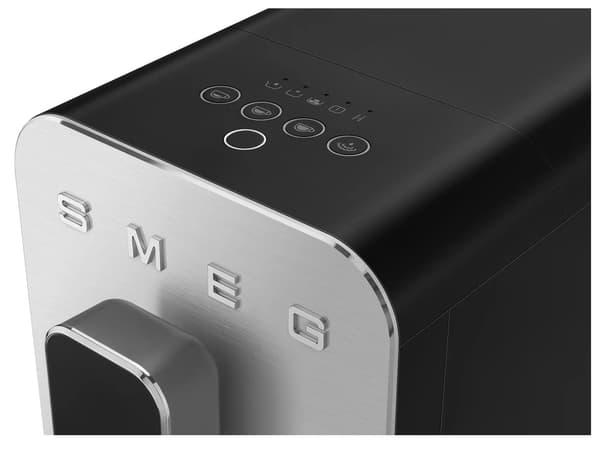 Smeg BCC12BLMEU automatisk kaffemaskin