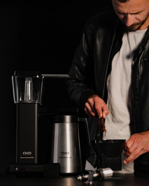 Moccamaster KBGT 741 Musta kahvinkeitin