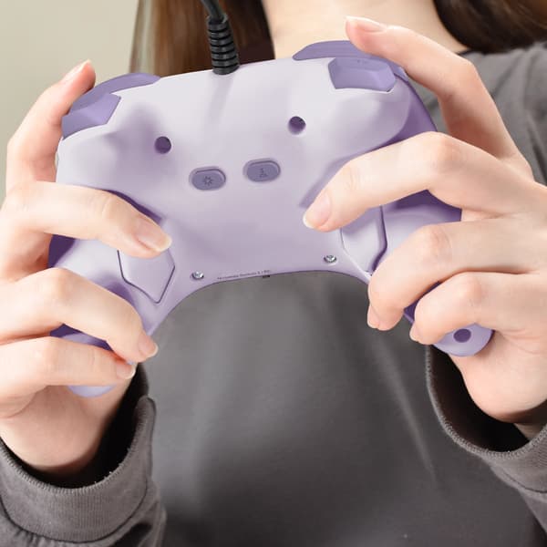 Hori Turbo Cozy Lavender-controller til Nintendo Switch 2 med ledning