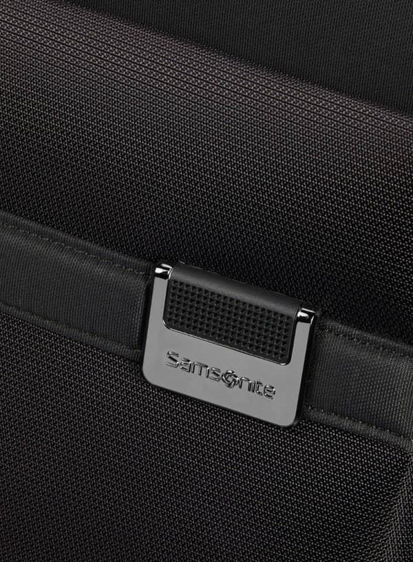 Samsonite Airea mellemstor udvidelig kuffert - sort