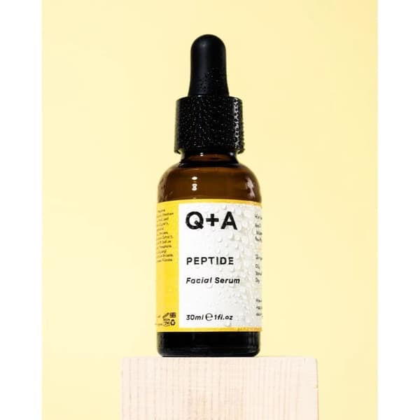 Q+A Kosteuttava seerumi 30 ml