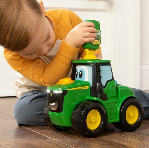 TOMY John Deere Traktor med nøgle 47500 /4
