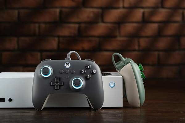 8BitDo Ultimate C trådbunden handkontroll för PC, Xbox trådbunden mörkgrå