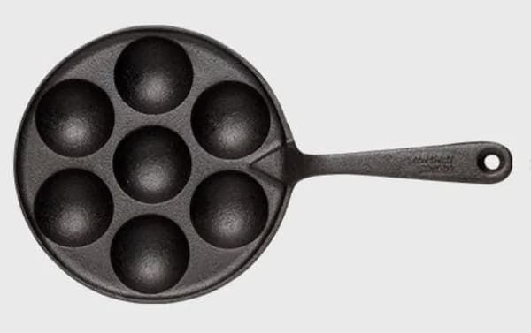 SKEPPSHULT Original – støbejernspande til donuts 21 cm