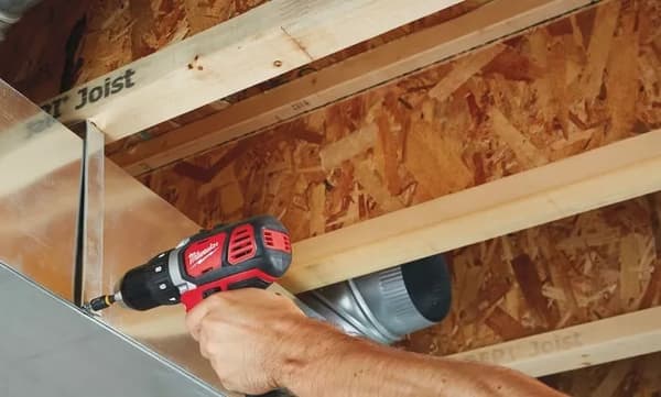 Milwaukee M18 BDD-0 bore-/skruemaskine
