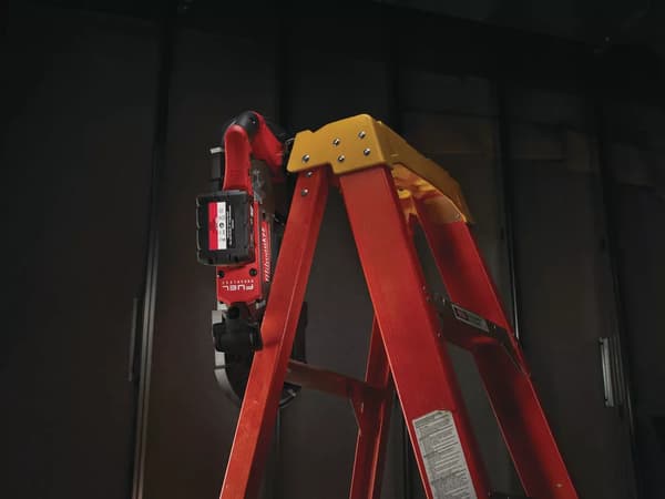 Milwaukee M18 CBS125-502C bandsåg