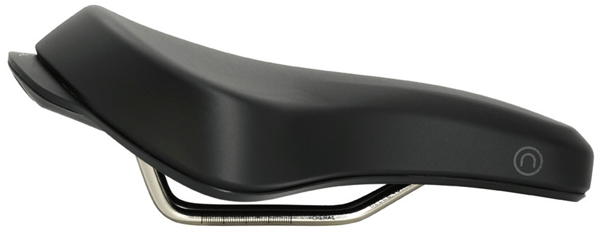 SELLE ROYAL On sadel