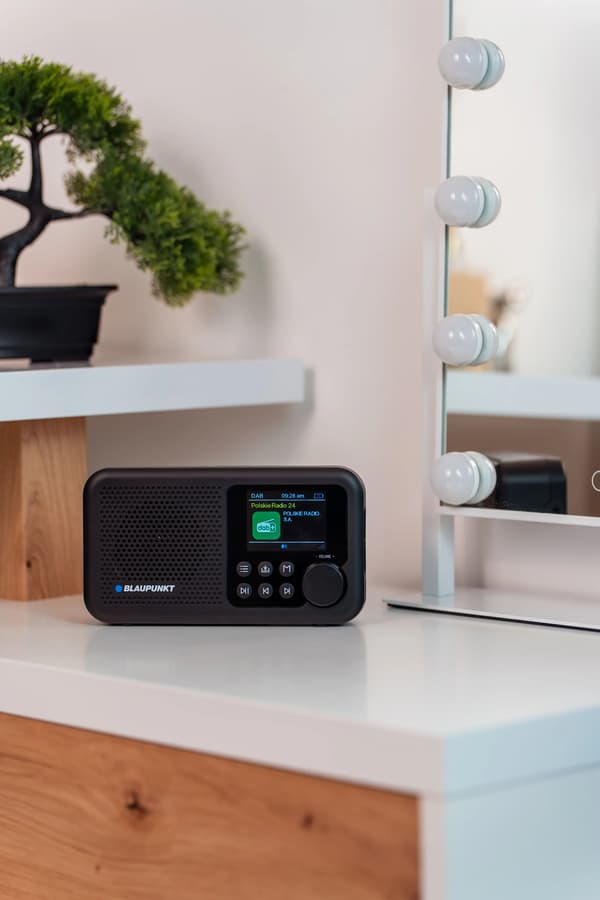 Blaupunkt DR8BK Radio FM, DAB+ Bluetooth Sort