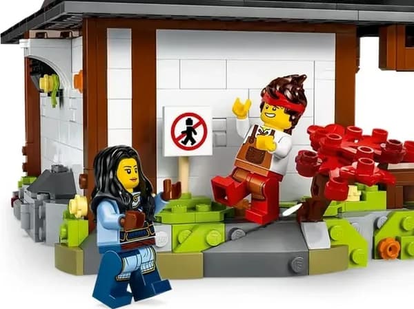 LEGO Ninjago 71858 Fire Forge - 15-års jubilæum