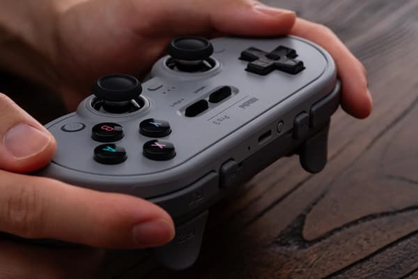 8BitDo Pro 3 Bluetooth-kontroll för PC, Nintendo Switch / Switch 2, Android iOS, Trådlös Grå