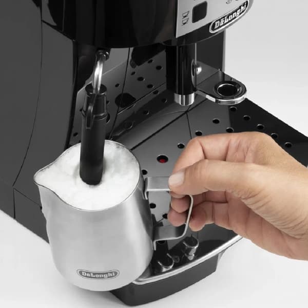 DeLonghi Magnifica S ECAM 22.115.B espressomaskin