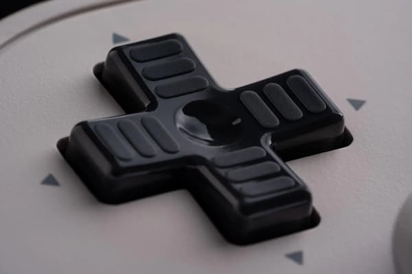 8BitDo Pro 3 Bluetooth -ohjain PC:lle, Nintendo Switch / Switch 2:lle, Android iOS:lle, langaton, valkoinen