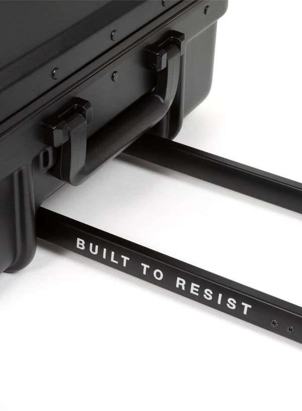 Mellemstor kuffert Eastpak Resist'r Case M - sort