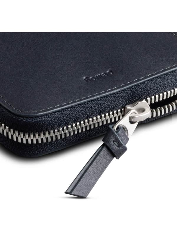 Bellroy Folio Piccolo læderlommebog - navy