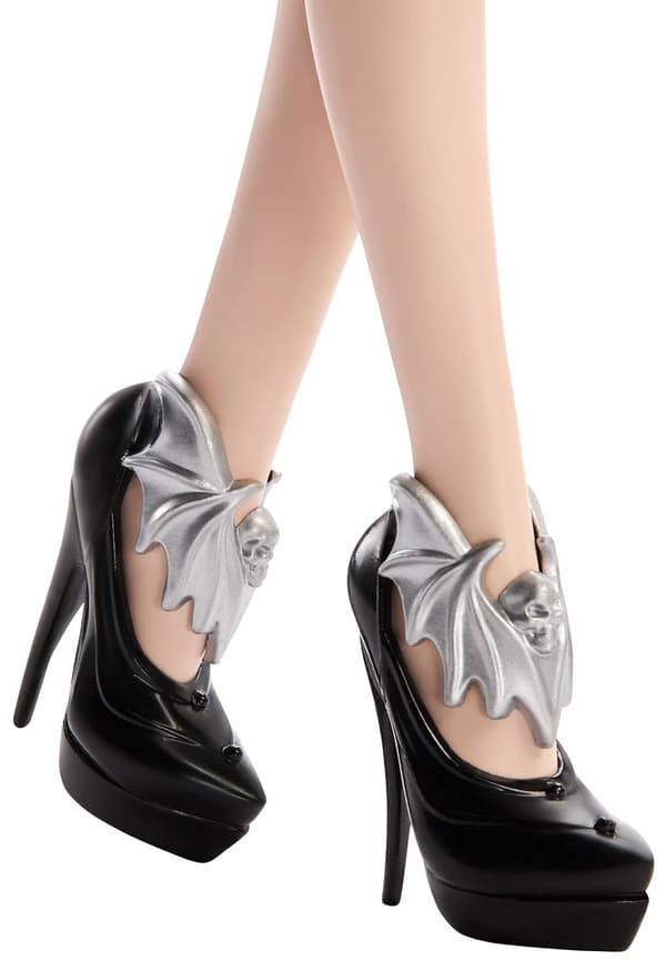 MONSTER HIGH Docka Elvira HYV99