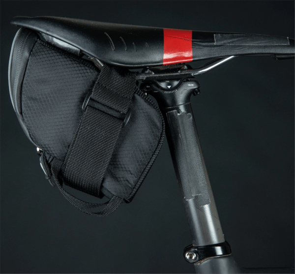 LEZYNE Micro Caddy -satulalaukku