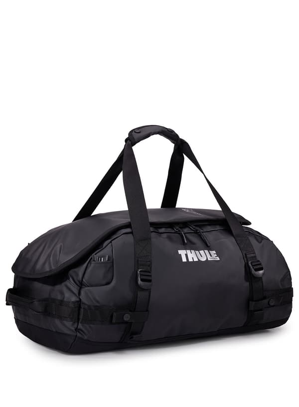 Thule Chasm 40 2-in-1 matka-/urheilukassi - musta