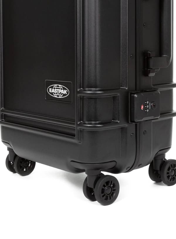 Lille kuffert Eastpak Resist'r Case S - sort