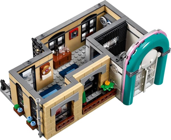 LEGO Creator Expert Downtown Diner (10260)