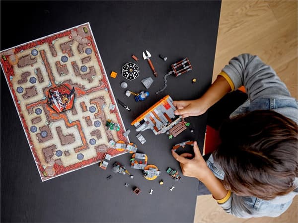 LEGO Ninjago Rejs til Kraniehulerne (71717)