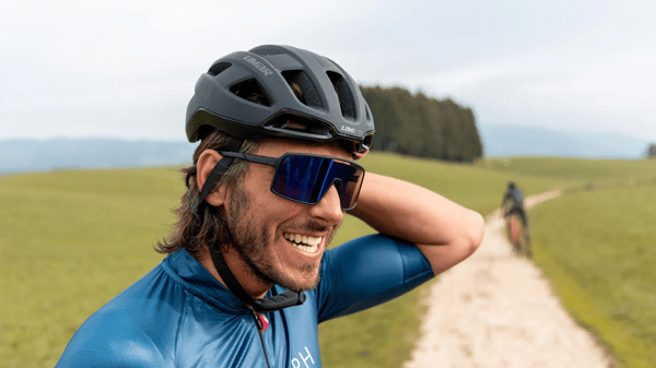 Cykelhjälm LIMAR Air Stratos