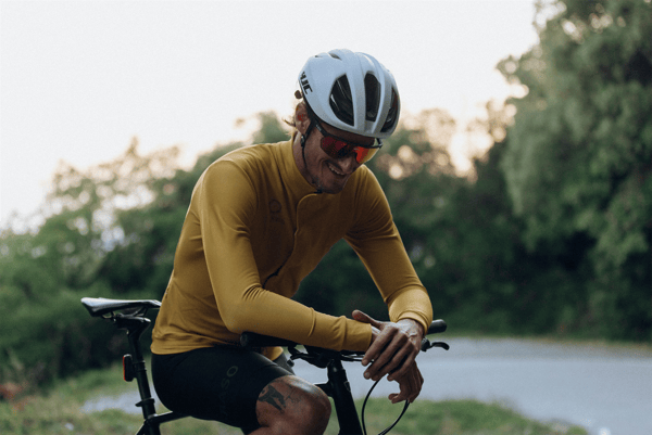 HJC Atara cykelhjelm