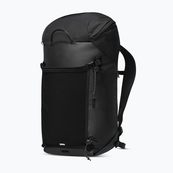 Mammut Alto 28 l sort byrygsæk