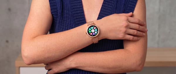 Smartwatch STELIO Lusso Gem AI 38mm Guld + Armbånd JA